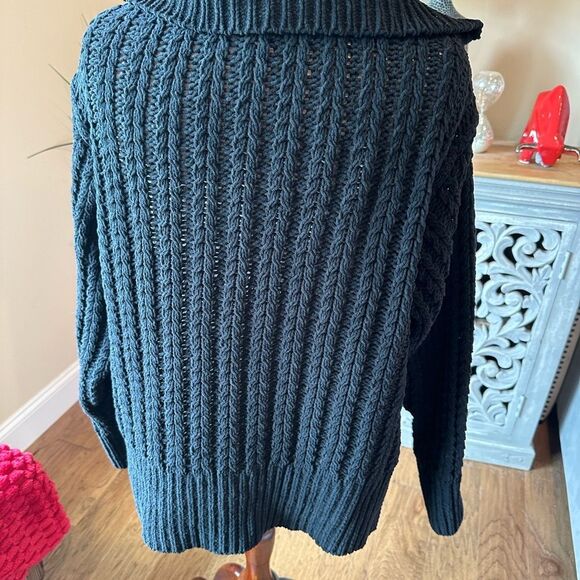 Aerie Cable Knit Women's Sweater - Picture 4 of 5